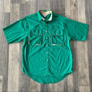 VTG High Rise Sportline USA Short Sleeve Fishing Shirt
Men’s Large Kelly Green